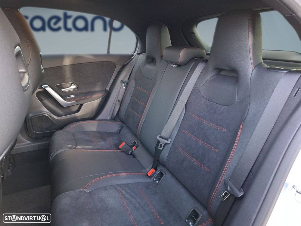 Mercedes-Benz A 250 e - 14