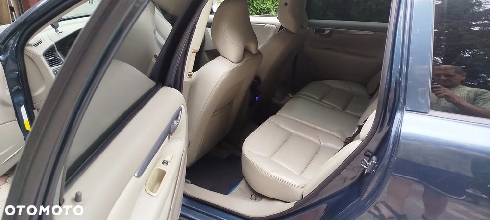 Volvo V70 - 10