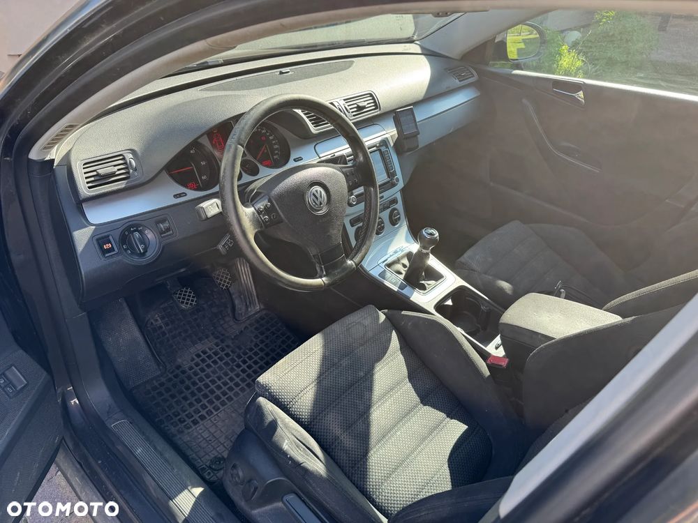 Volkswagen Passat 2.0 TDI 4Motion Highline - 9