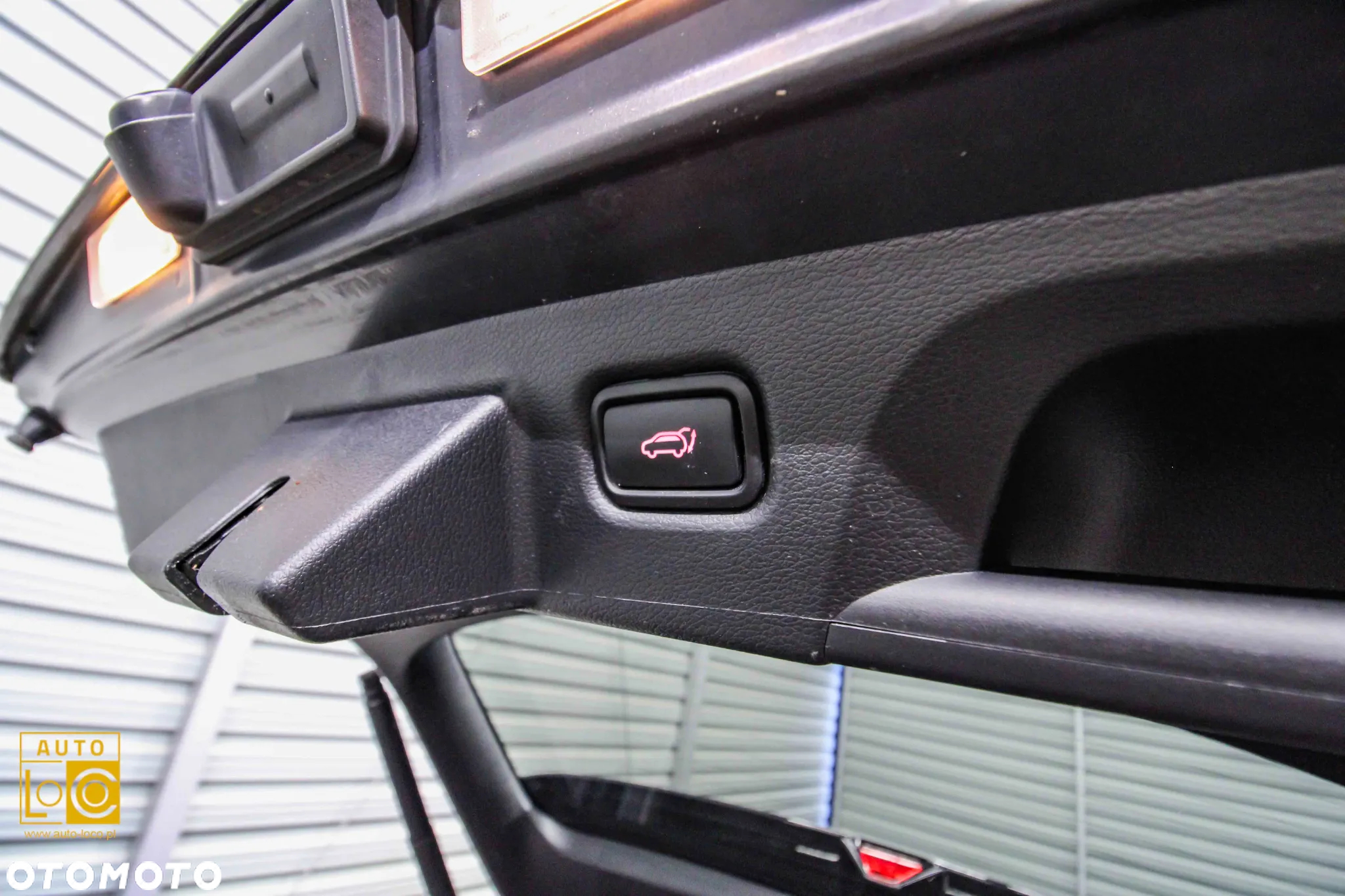 Kia ProCeed 1.6 T-GDI GT DCT - 14