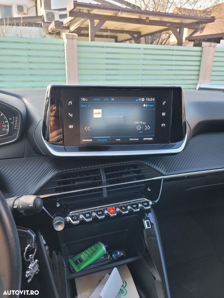 Peugeot 208 1.2 L PureTech STT Active - 8