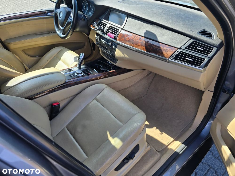 BMW X5 - 11