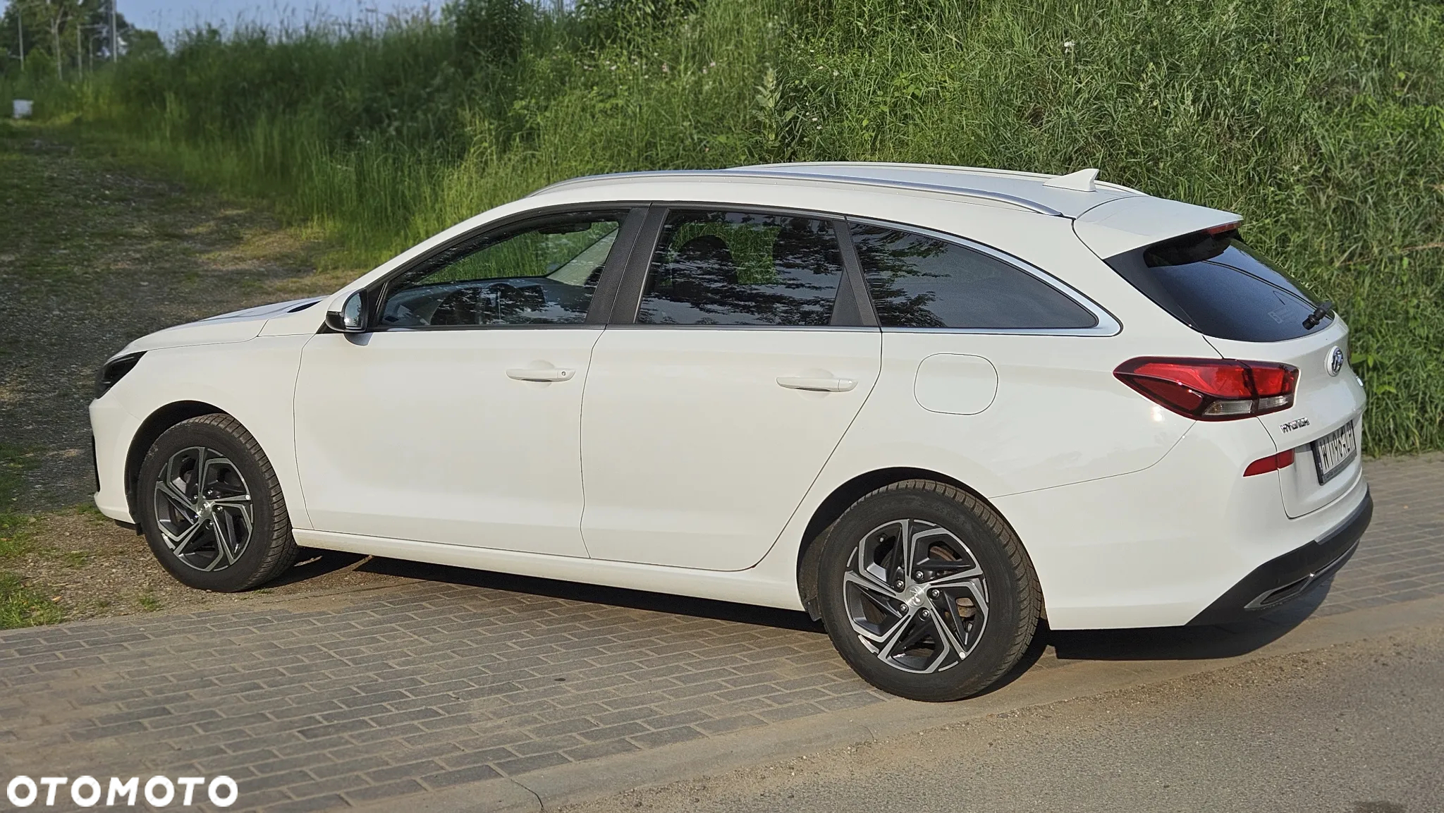 Hyundai i30 1.6 D Comfort - 4