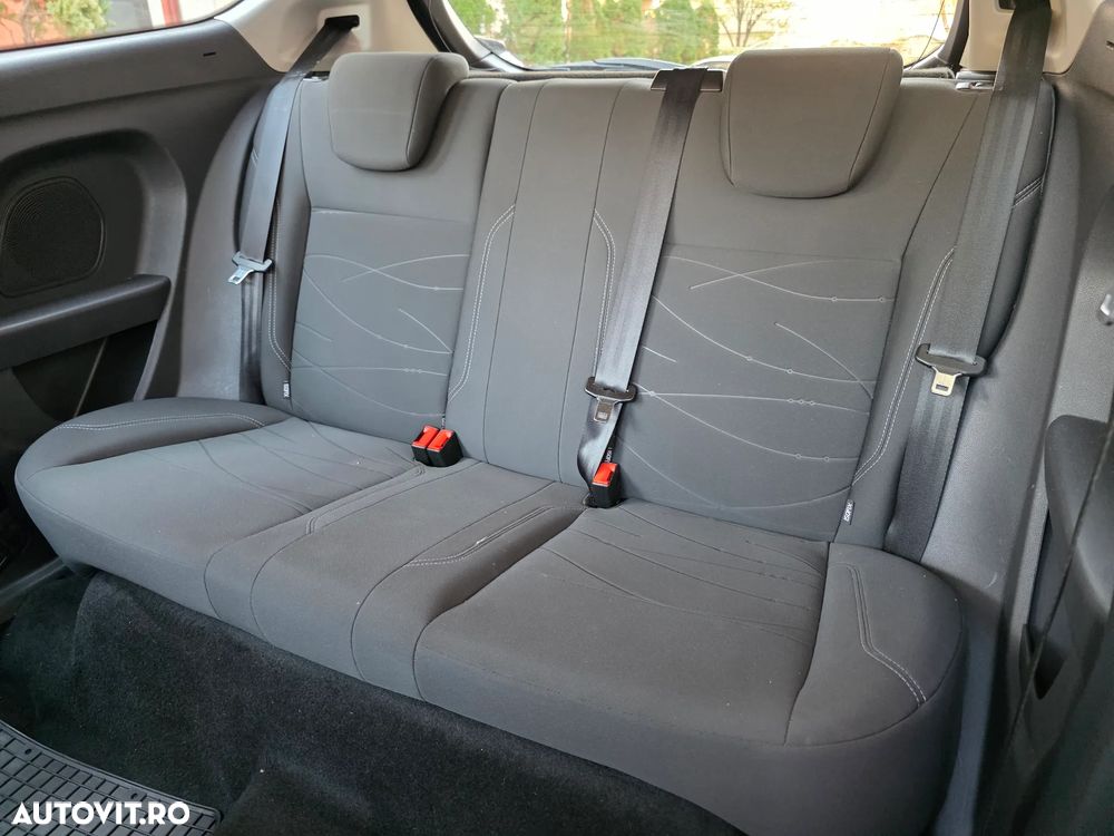 Ford Fiesta 1.0 Trend - 8