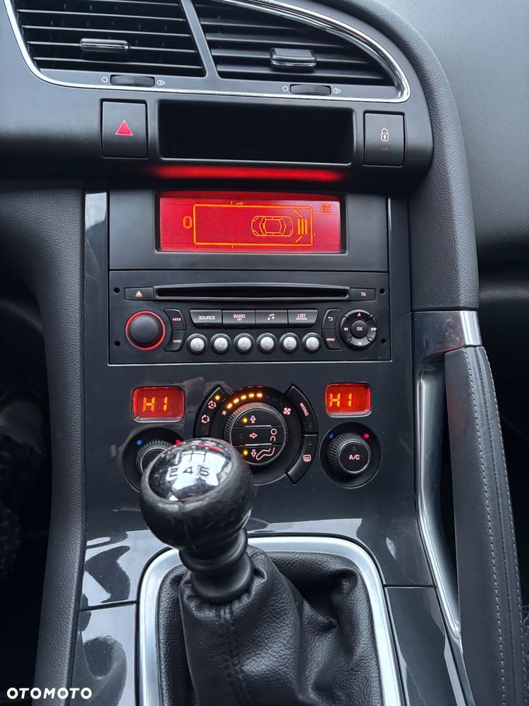 Peugeot 3008 HDi FAP 115 Family - 7