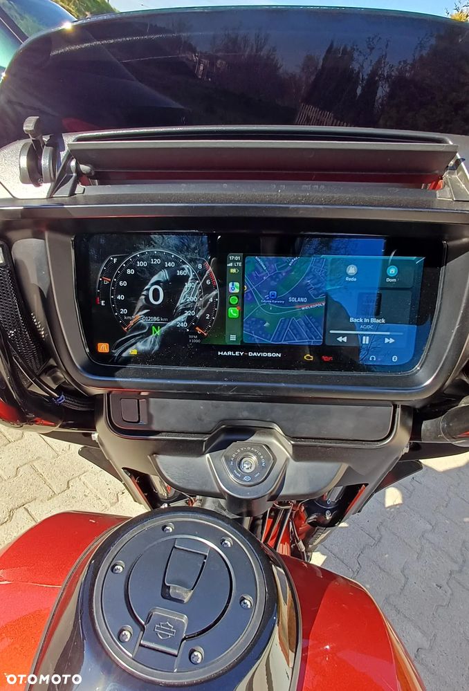 Harley-Davidson Touring Street Glide - 15