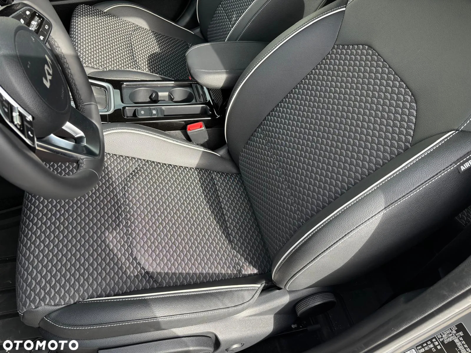 Kia Ceed 1.5 T-GDI Tribute DCT - 16