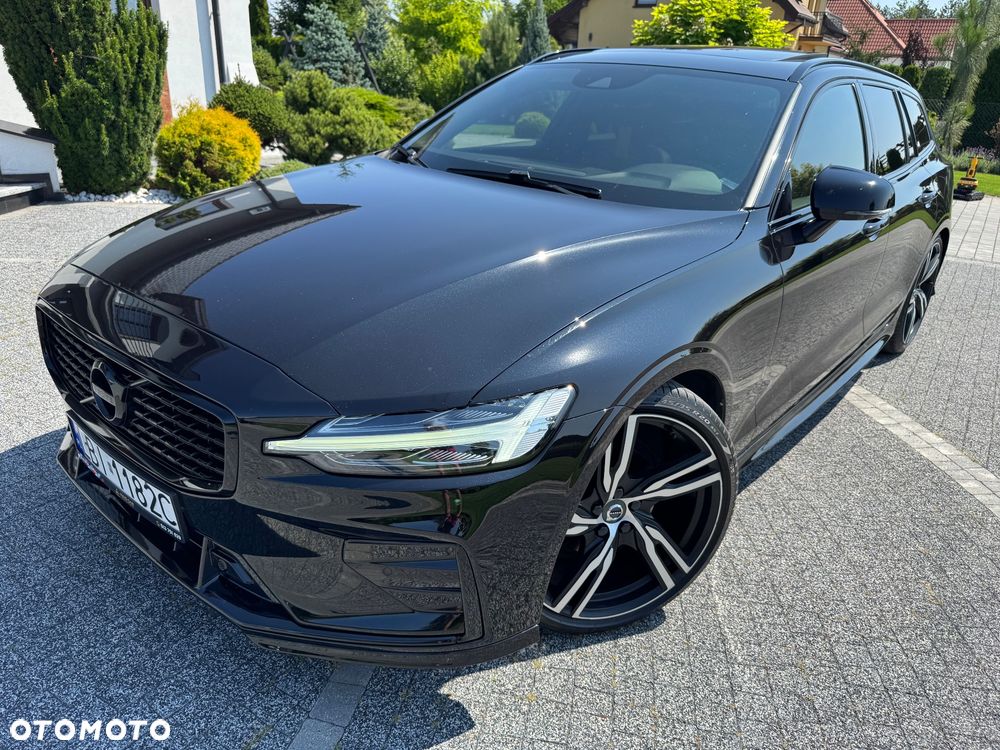 Volvo V60 D3 R-Design - 1