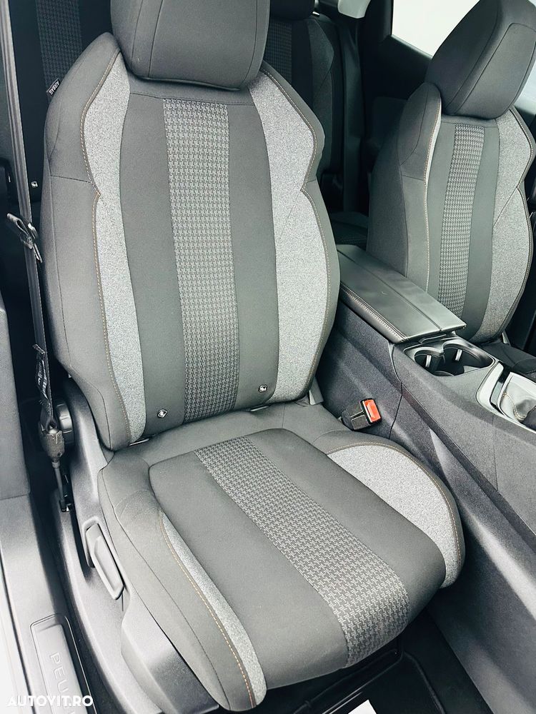 Peugeot 3008 PureTech 130 Stop & Start Active - 17