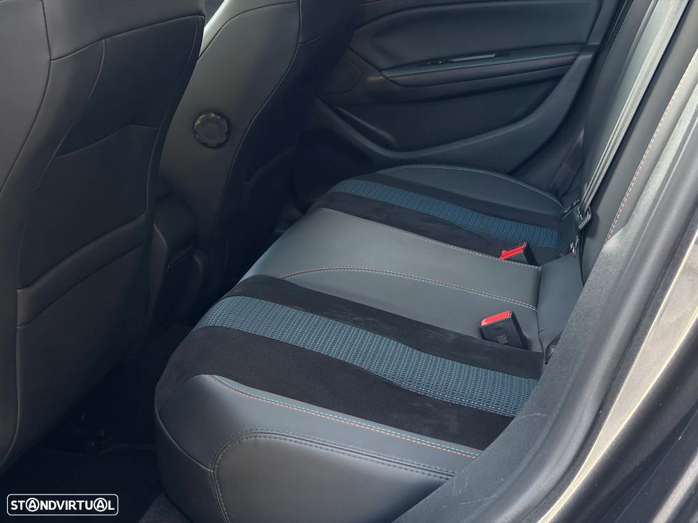 Peugeot 308 PureTech 130 GPF EAT8 Stop & Start Tech Edition - 42