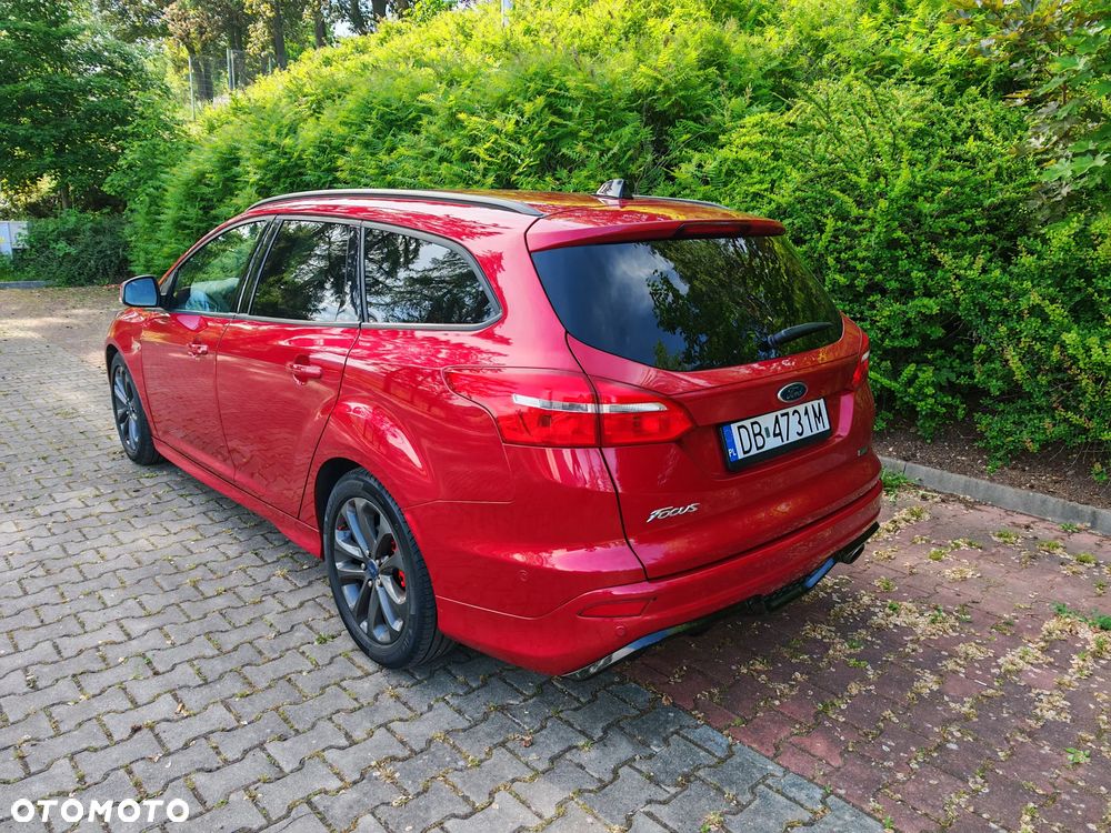 Ford Focus 1.5 EcoBoost STart-Stopp-System ST-LINE - 4