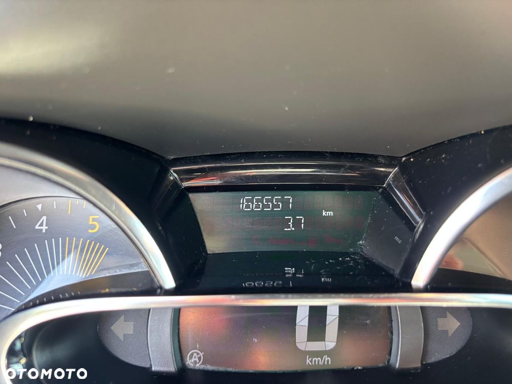 Renault Clio - 13