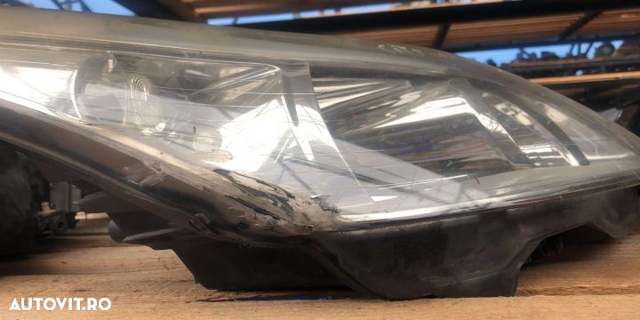 Far dreapta Citroen C4 1 [2004 - 2008] Hatchback 5-usi 1.6 HDi MT (10 - 3