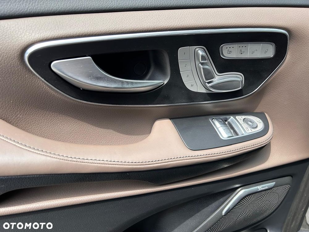 Mercedes-Benz Klasa V 300 d 4-Matic 9G-Tronic Avantgarde (ekstra d³) - 8