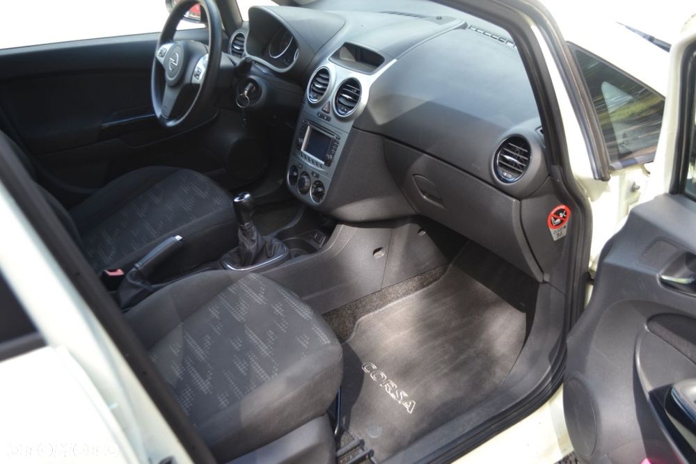 Opel Corsa - 9