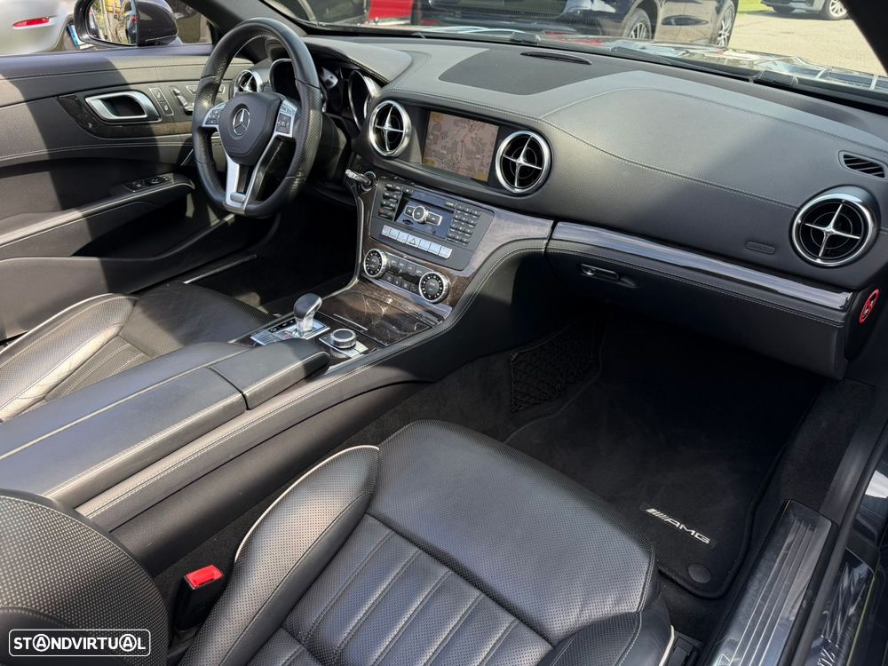 Mercedes-Benz SL 350 Standard - 32