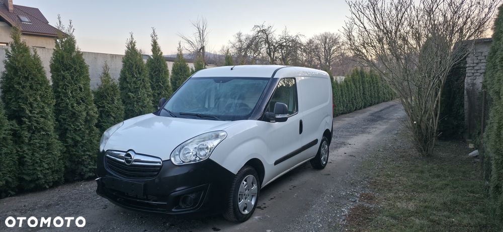 Opel Combo - 1