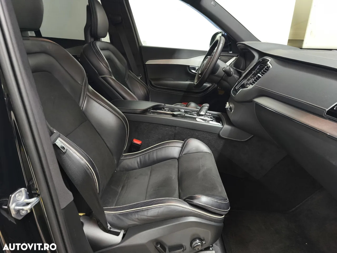 Volvo XC 90 B5 MHEV AWD 7 locuri R-Design - 21