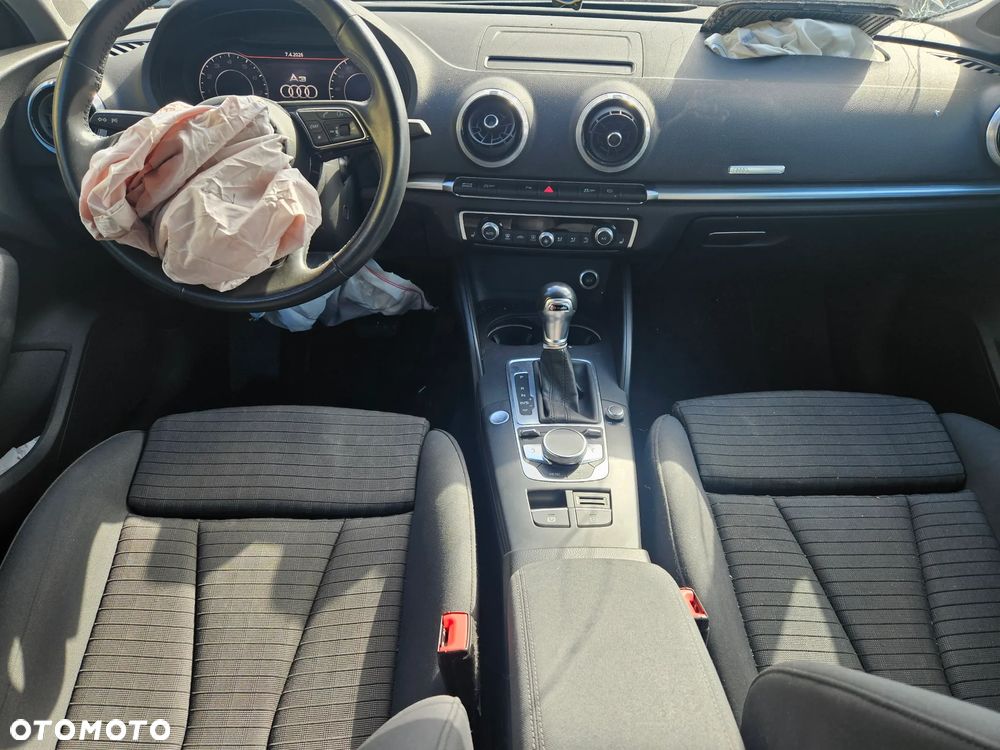 Audi A3 Sportback 35 TFSI S tronic - 12