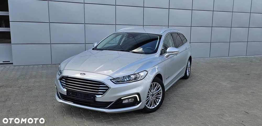 Ford Mondeo 2.0 Hybrid Titanium - 4