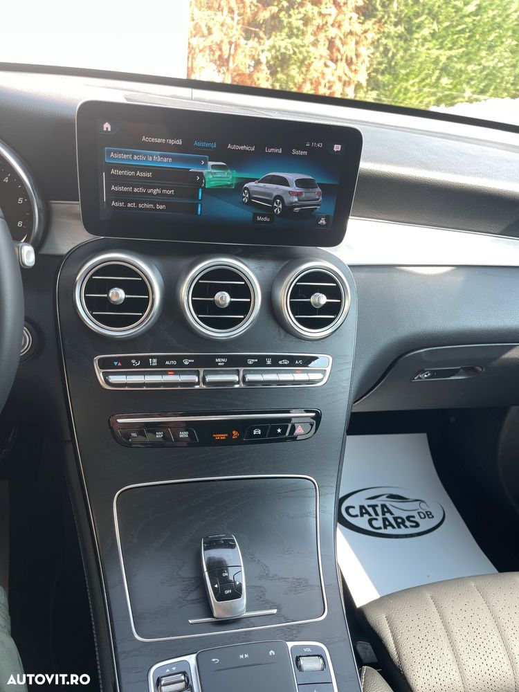 Mercedes-Benz GLC 300 d 4MATIC 9G-TRONIC - 34