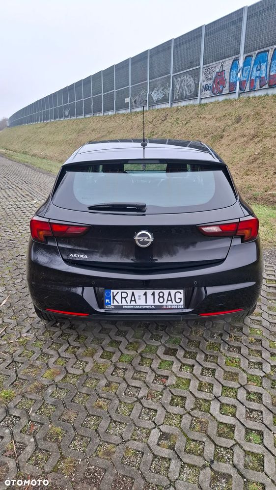 Opel Astra 1.4 T Dynamic S&S - 11