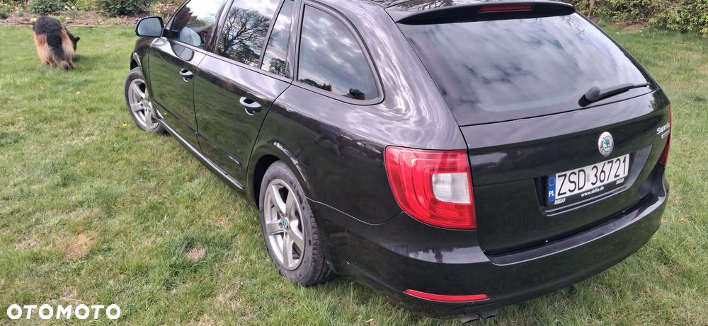 Skoda Superb 1.6 TDI GreenLine - 4