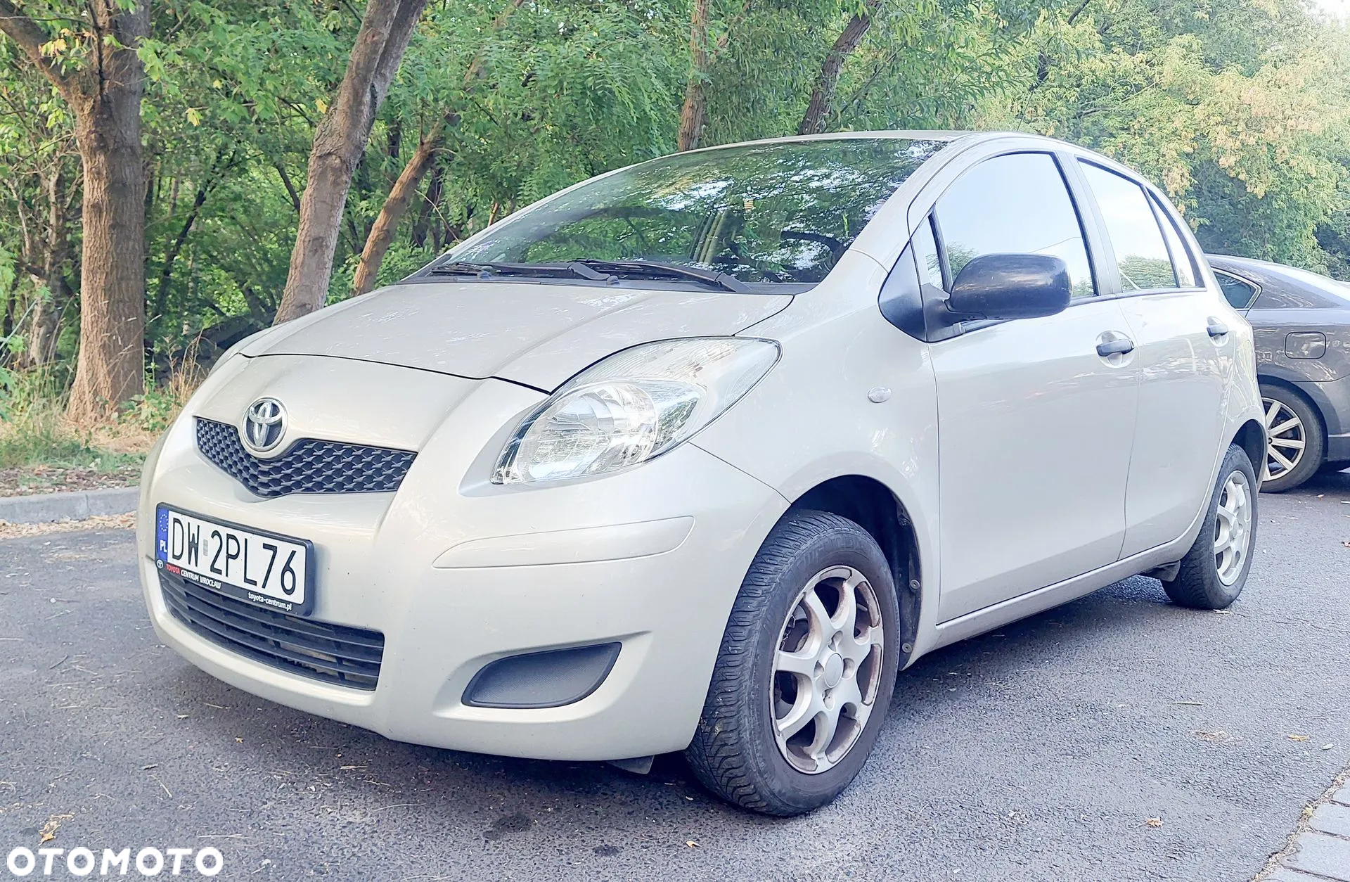 Toyota Yaris 1.0 Luna - 2