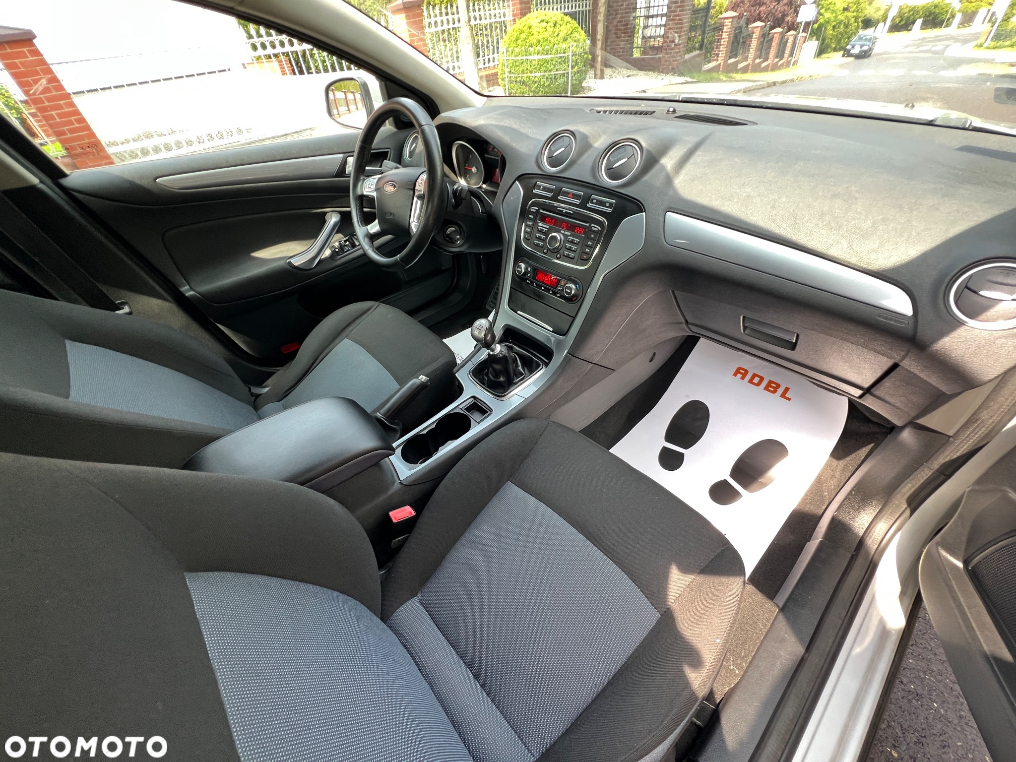 Ford Mondeo 2.0 TDCi Ghia - 13