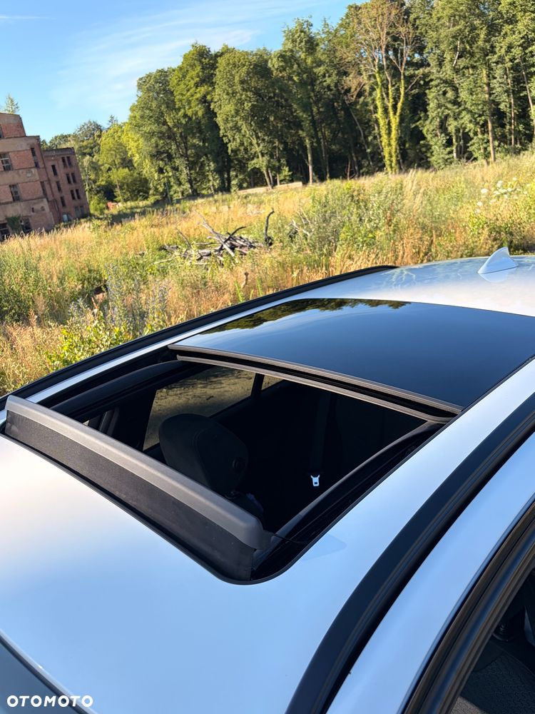BMW Seria 3 318d M Sport EU6 - 7
