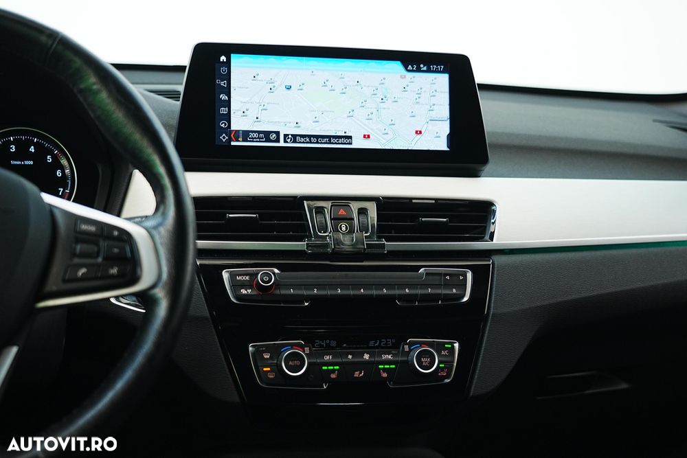 BMW X1 xDrive25e xLine - 22