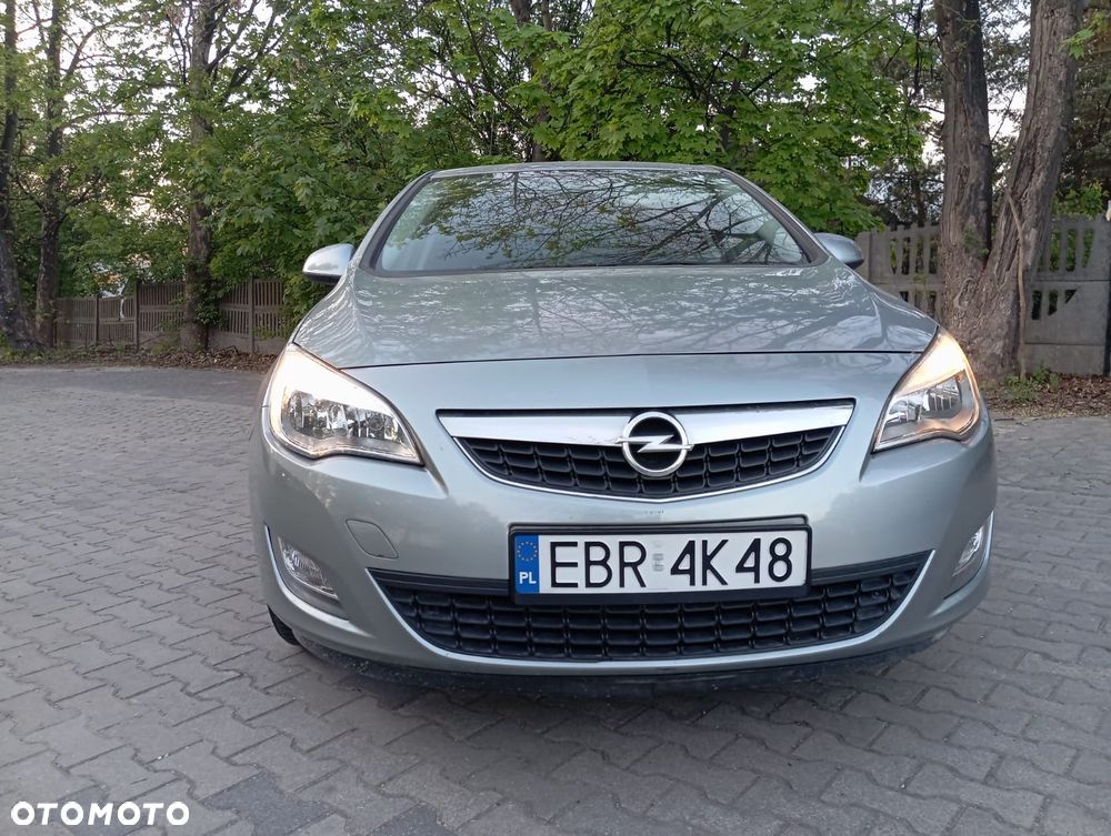 Opel Astra 1.4 EcoFLEX 150 Jahre - 4