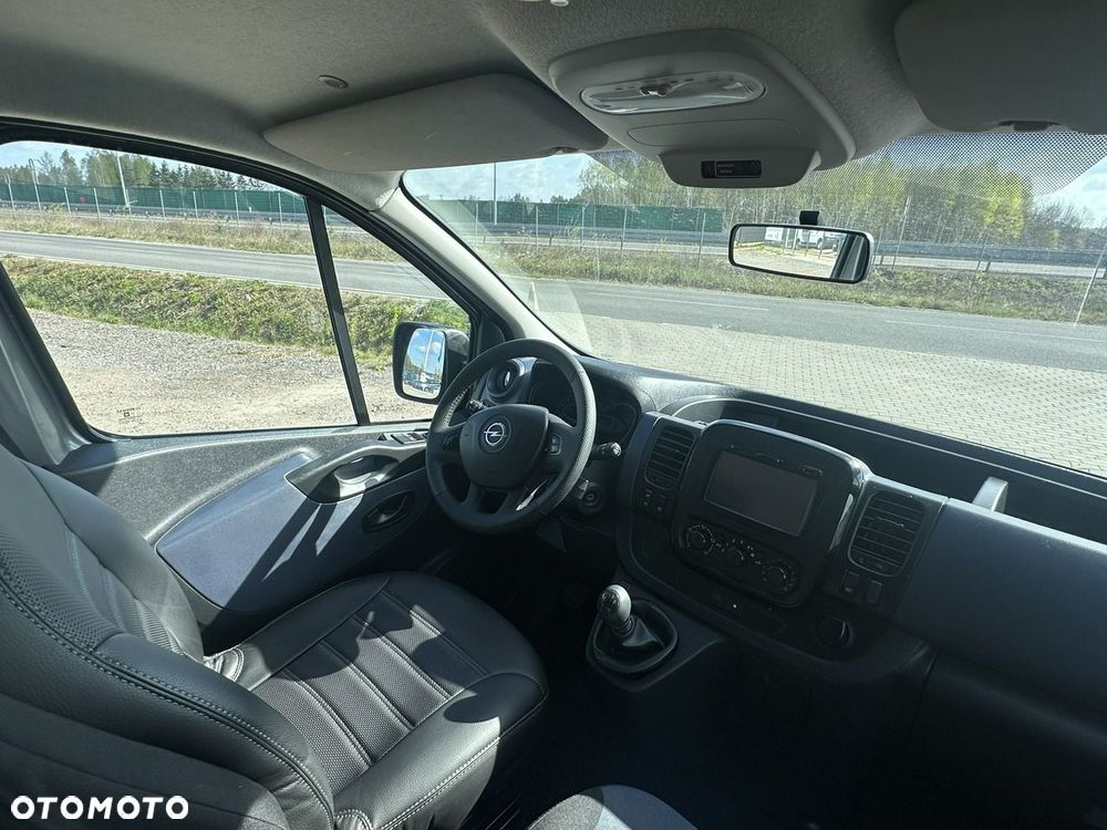Opel Vivaro - 14