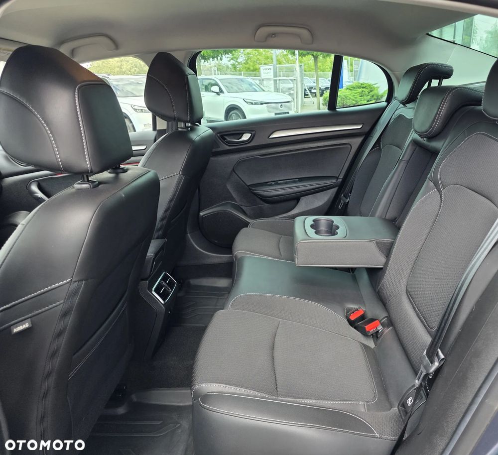Renault Megane 1.3 TCe Techno EDC - 9