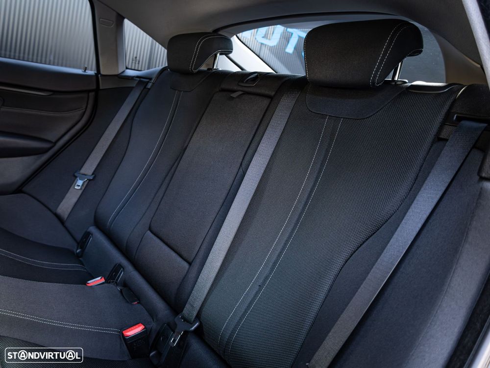 BMW 420 Gran Coupé d Pack M Auto - 28