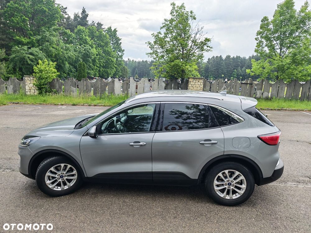 Ford Kuga - 12