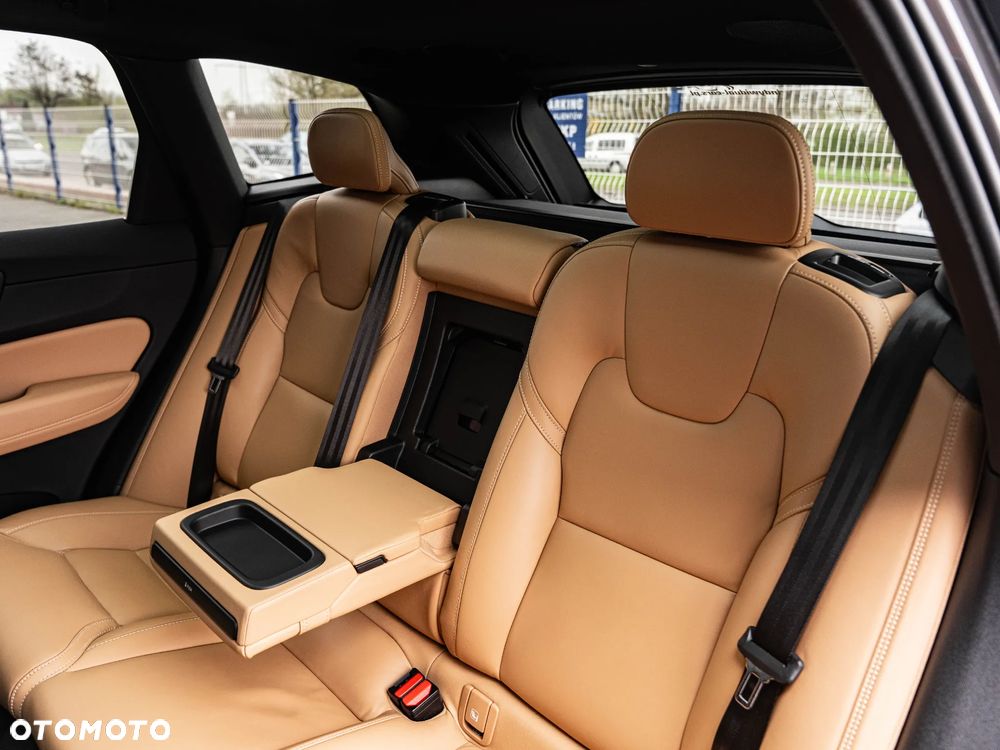 Volvo XC 60 T6 AWD Recharge Geartronic Inscription - 25