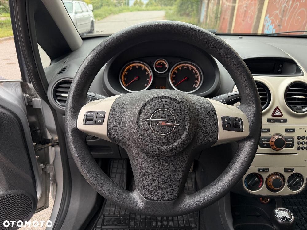 Opel Corsa 1.4 16V Innovation - 15