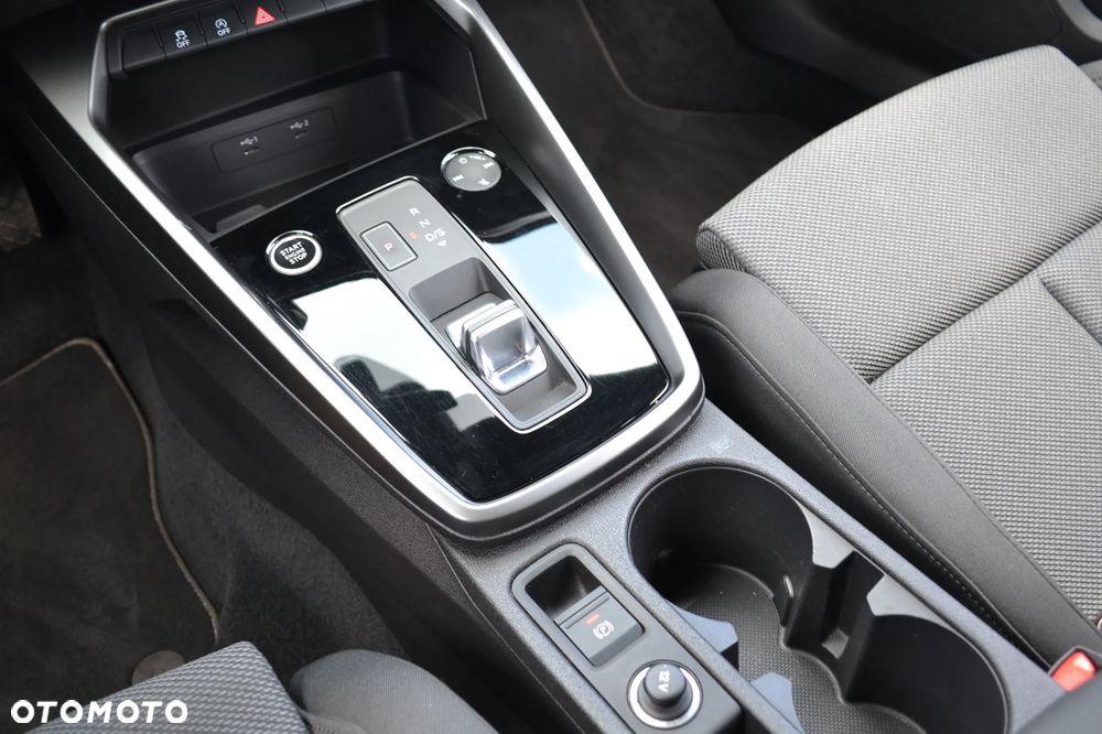 Audi A3 Sportback 35 TFSI Sport S tronic - 18