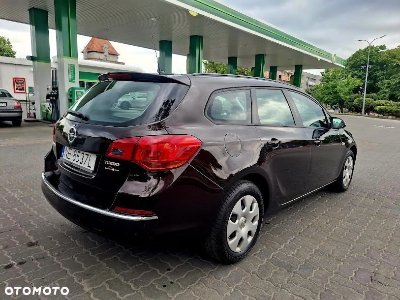 Opel Astra 1.4 T Cosmo - 32