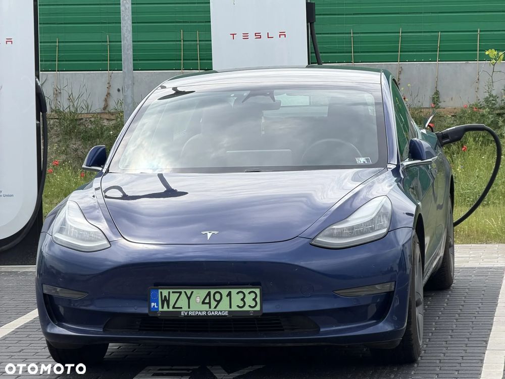 Tesla Model 3 Standard Range Plus - 8