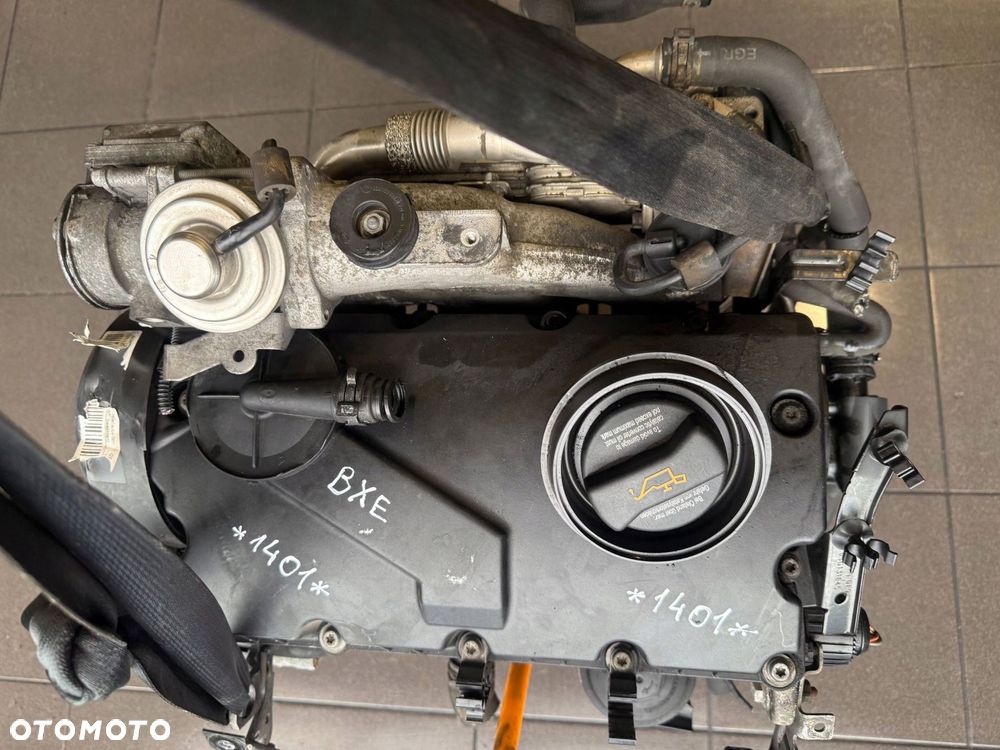 SILNIK 1.9 TDI BXЕ VW PASSAT B6 2007 - 4