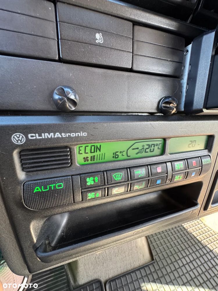 Volkswagen Transporter T4 TDI - 30