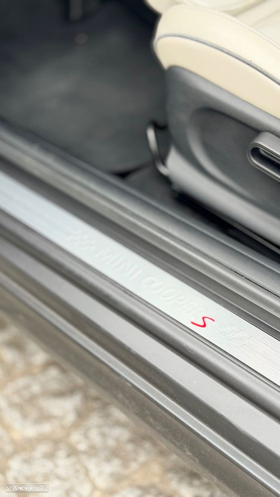 MINI 3 Portas Cooper S - 17