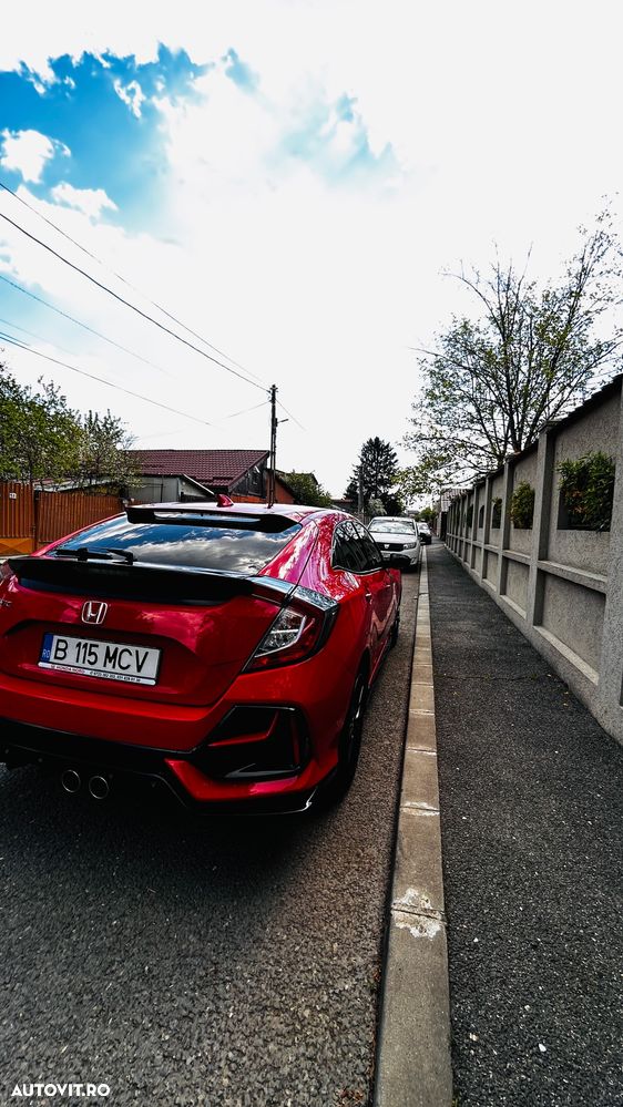 Honda Civic 1.5 VTEC Turbo CVT Sport Plus - 8