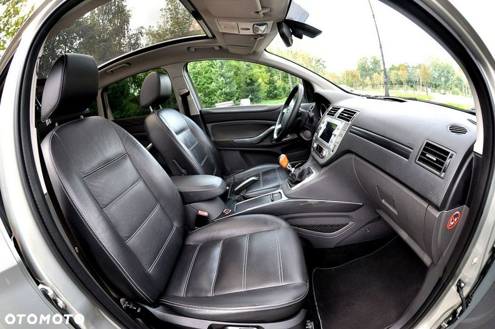 Ford Kuga 2.0 TDCi Titanium - 19