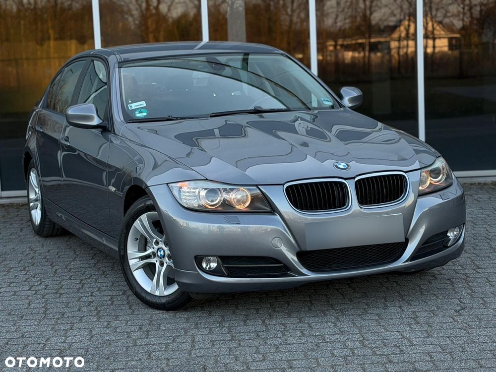 BMW Seria 3 - 38