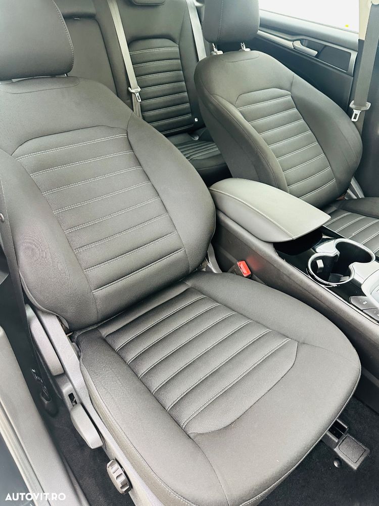 Ford Mondeo - 18