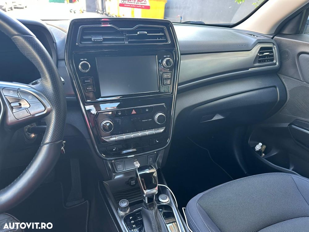 SsangYong Tivoli - 6