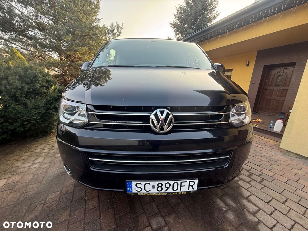 Volkswagen Multivan - 1